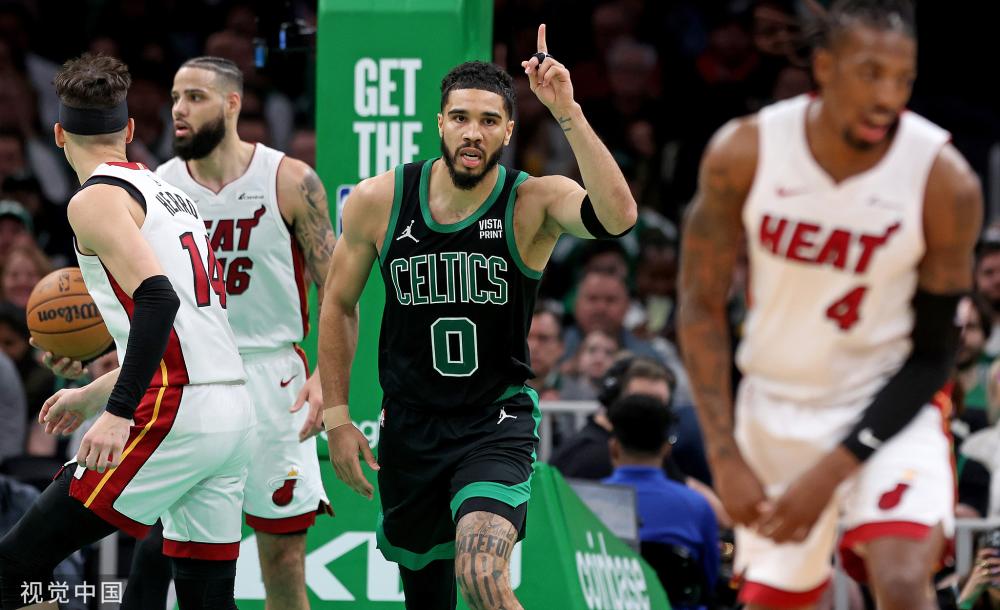 手是他的一 手是他的一