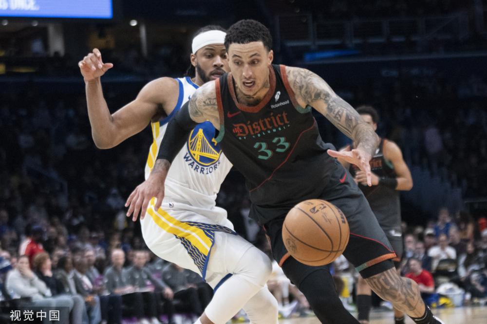 骨骨折缺席 骨骨折缺席