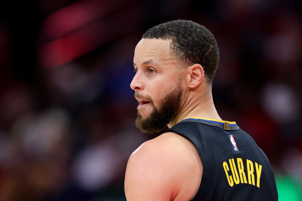 并且在面对 并且在面对