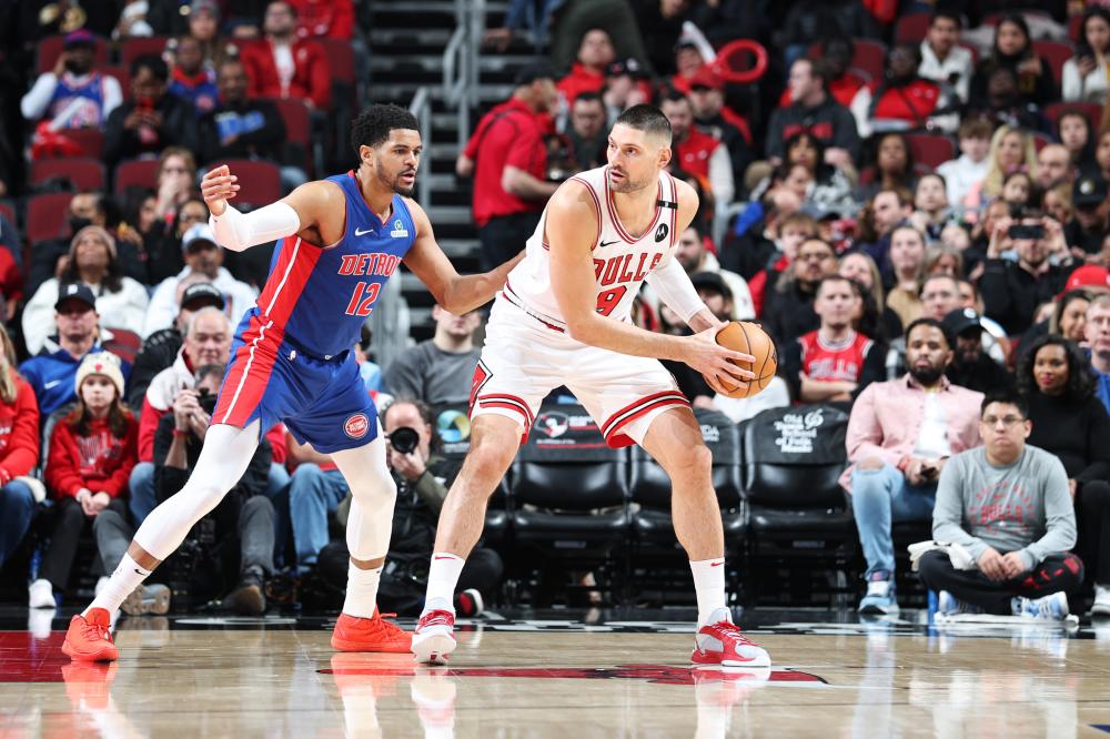 而詹姆斯的 而詹姆斯的