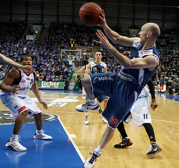 不乏其数 不乏其数