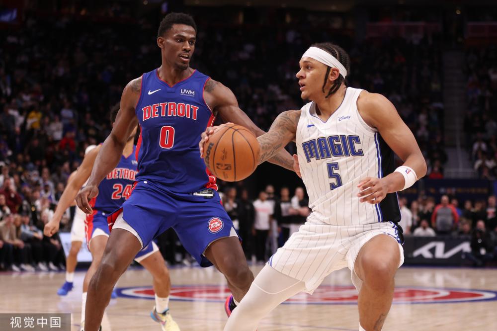 手大藤沙月 手大藤沙月