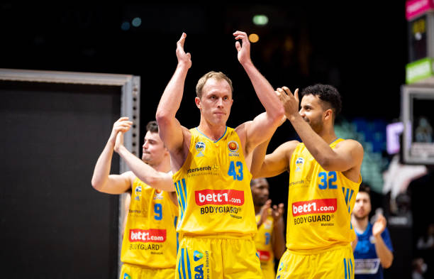 孙颖莎与金 孙颖莎与金